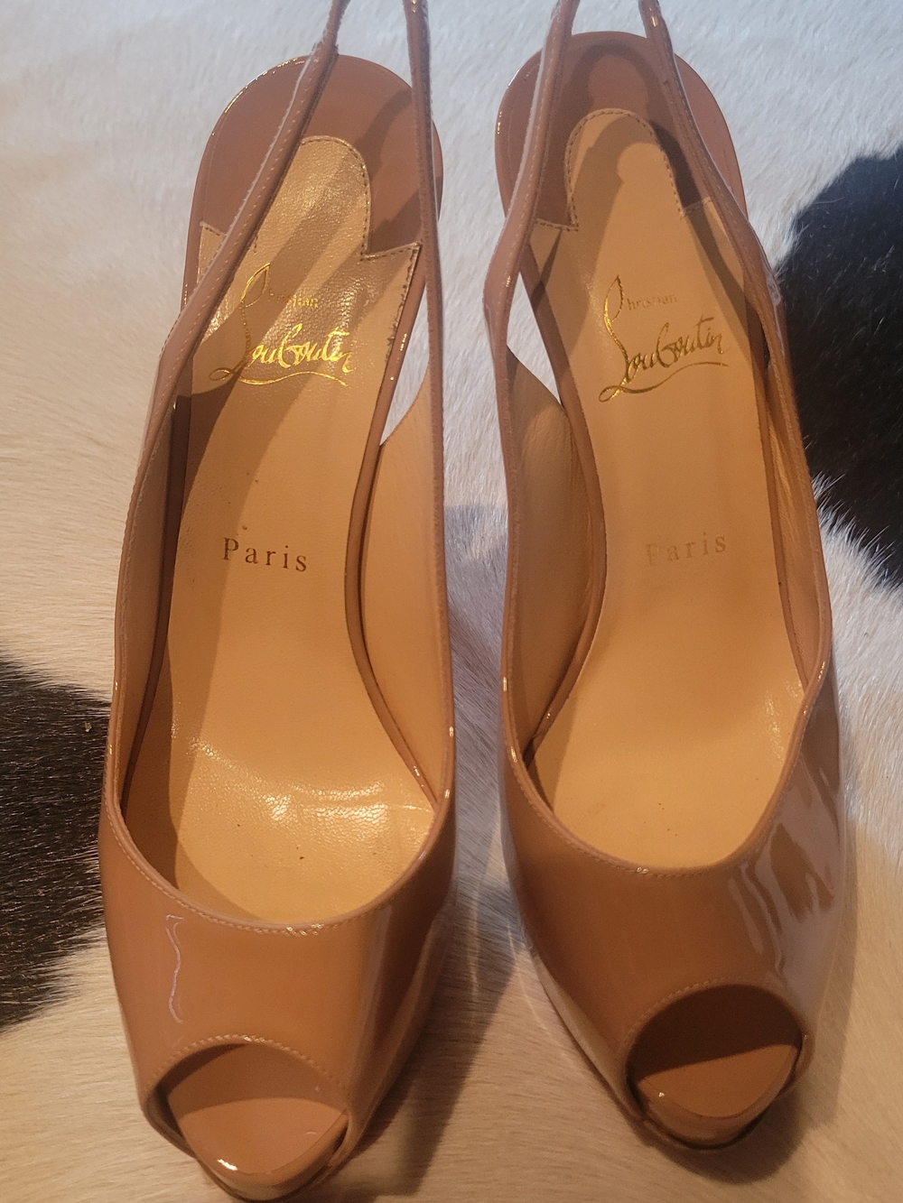 Christian Louboutin Nude Patent Peep-Toe Slingback Heels - Private Number - 40